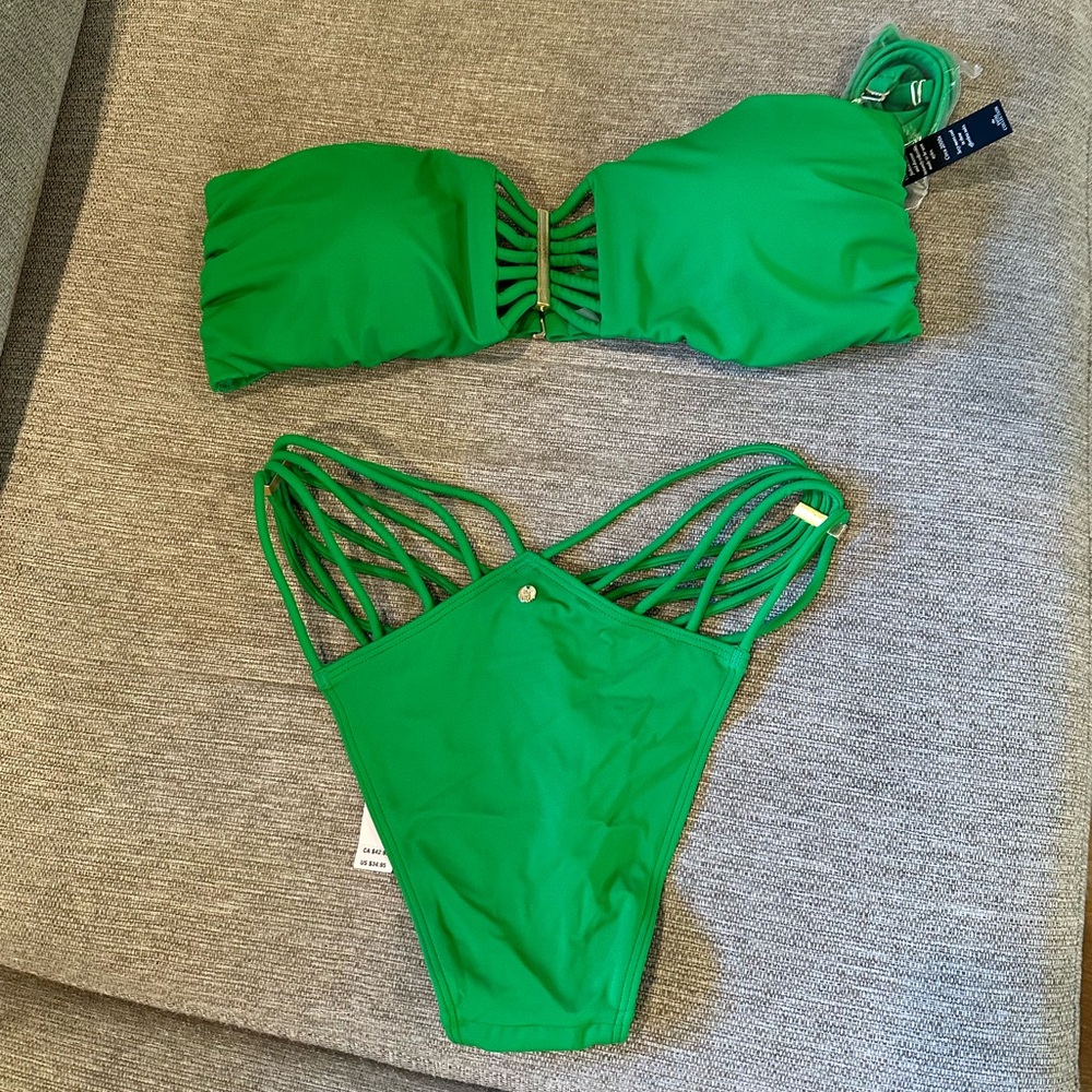 Sexy Brand New W Tags Green Victoria’s Secret Bikini Set! W Removable Straps💚